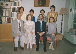 1988年10月澳大利亚悉尼大学电气工程系主任Cole教授和夫人访问北京天文台，在王绶琯先生家中作客略.jpg